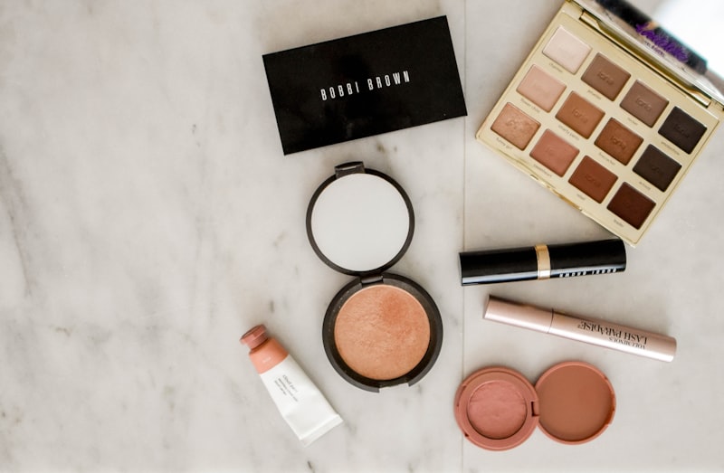 Satin Foundation SPF 15